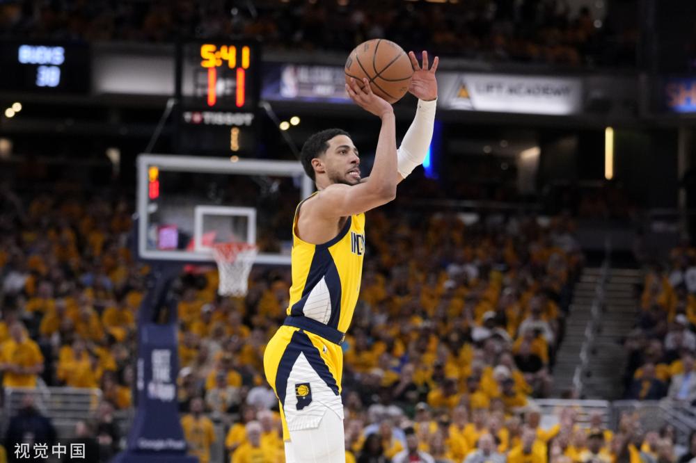 而中场核心 而中场核心