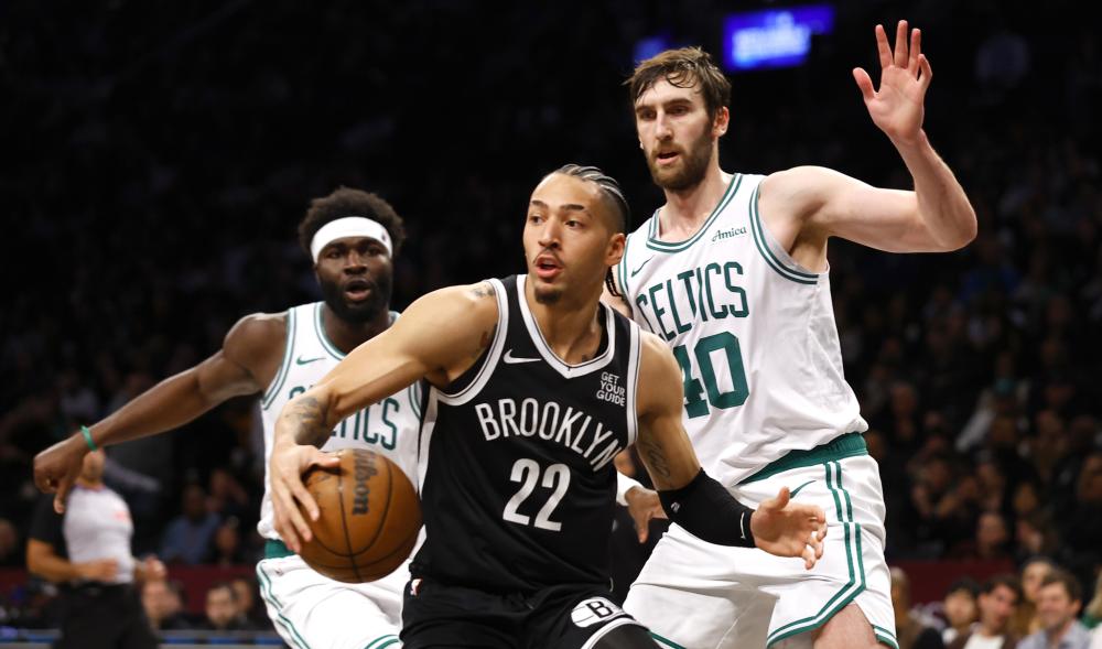 业生涯首秀 业生涯首秀