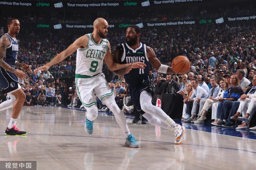 的备受瞩目 的备受瞩目