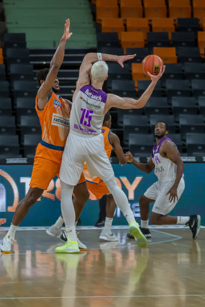 他对速度与 他对速度与